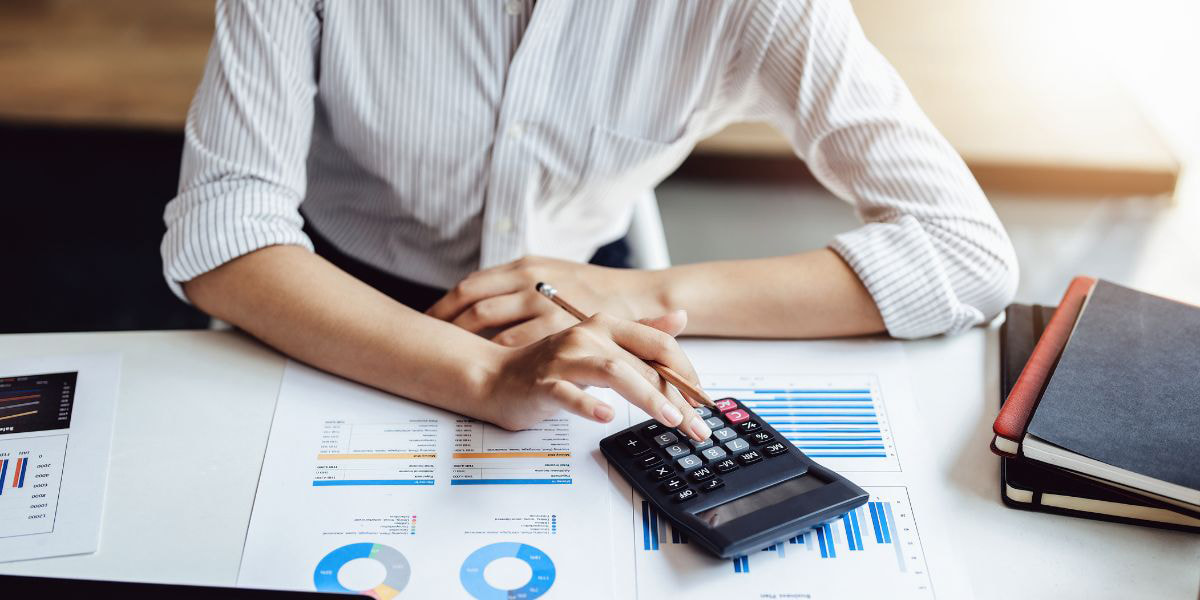 Dịch vụ kế toán thuế - Chìa khóa giúp doanh nghiệp phát triển bền vững trong môi trường pháp lý ngày càng phức tạp